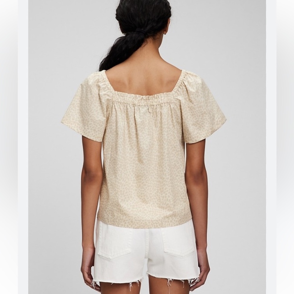 Gap Flutter Sleeve Printed Leopard Top - Size Xl - image 2